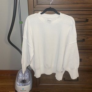 Abercrombie & Fitch sweater